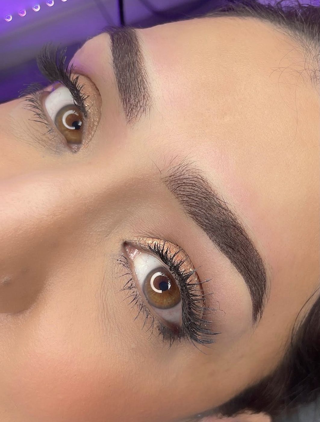 Healed soft ombre brows